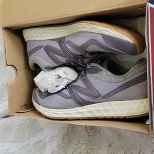 New Balance sneakers size 11